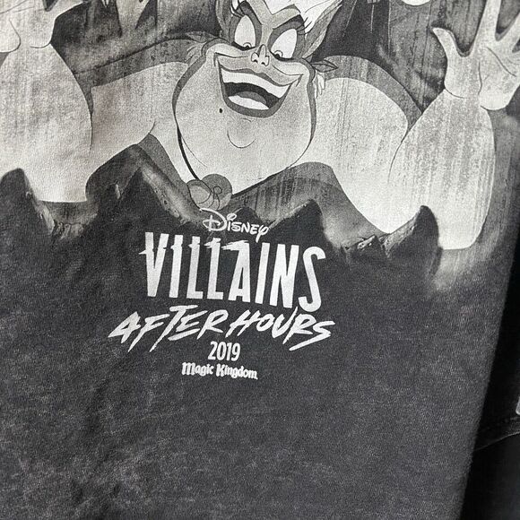 Disney Parks Villains After Hours 2019 Magic Kingdom T-Shirt Tee Size XL - Picture 3 of 7